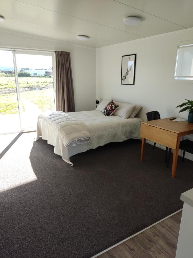 Studios On Carroll - Ex Ferry Hotel Wairoa ภายนอก รูปภาพ